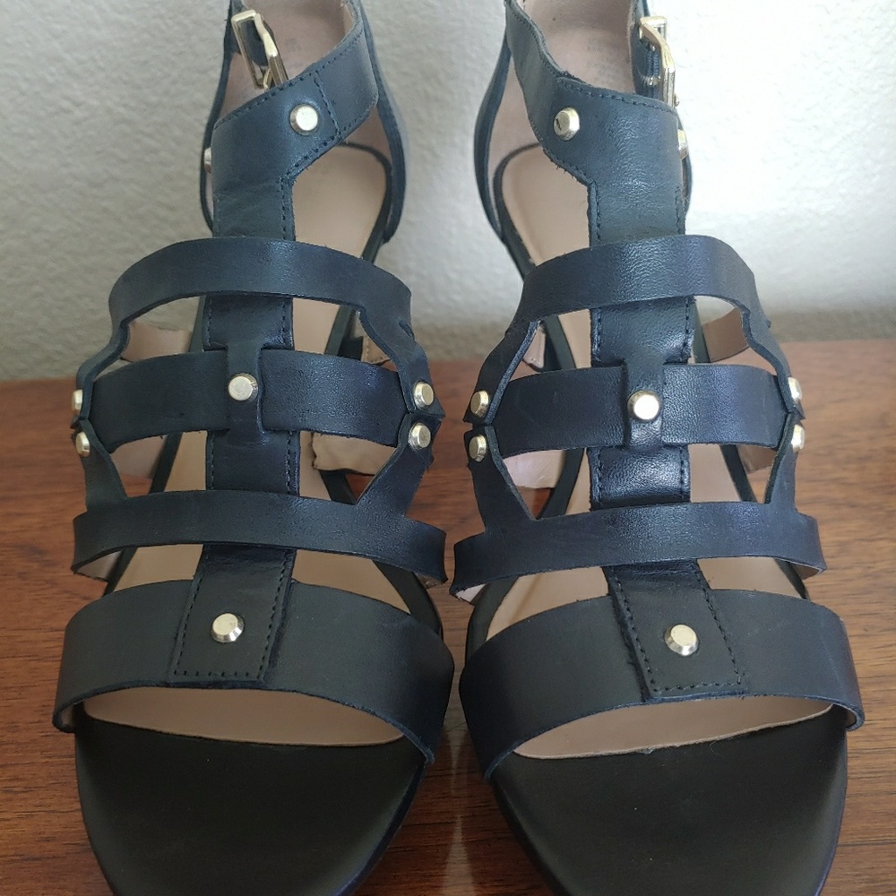 Naturalizer Derive Heels
